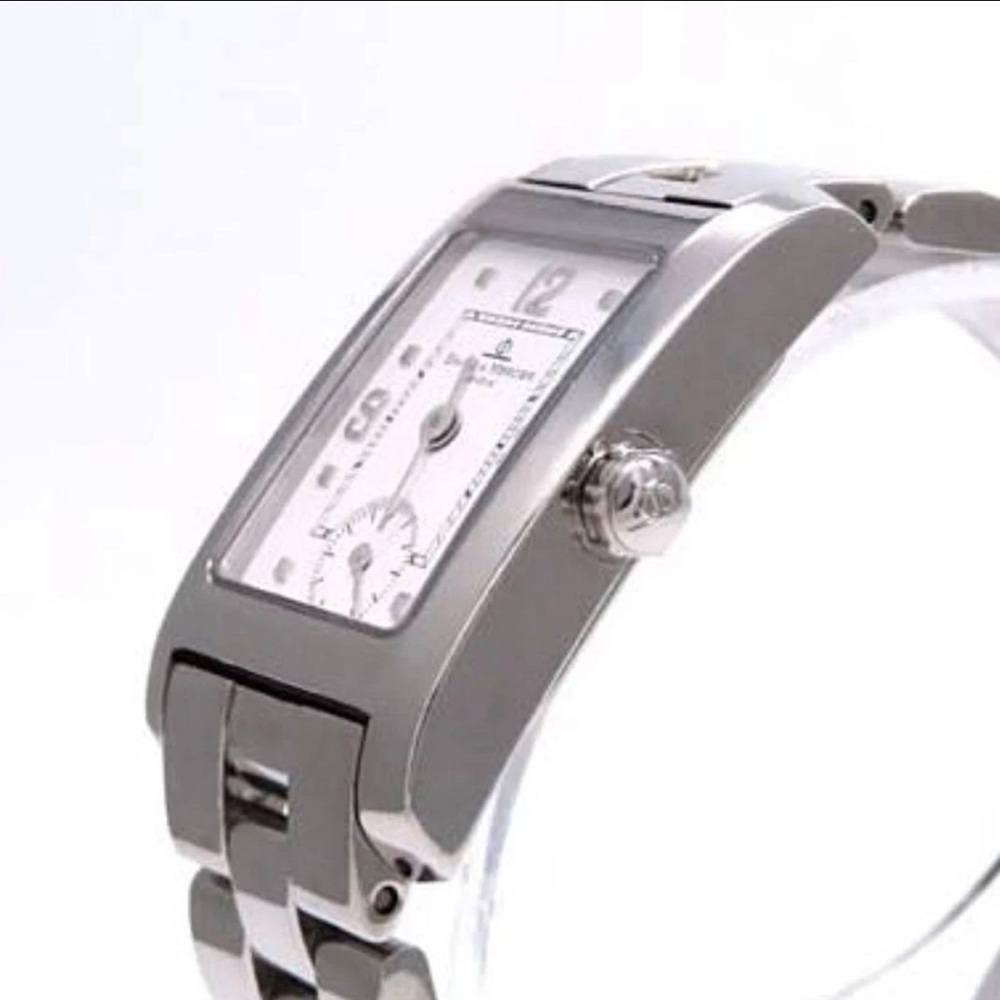 Baume & Mercier
X Tiffany & Co. Hampton Watch - Picture 3 of 6